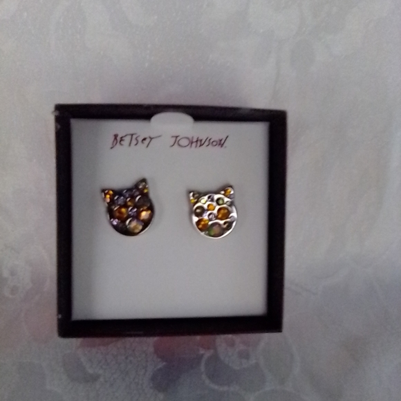 Betsey Johnson Halloween Crystal and Rhinestone Encrusted Cat Stud Earrings - Picture 3 of 5